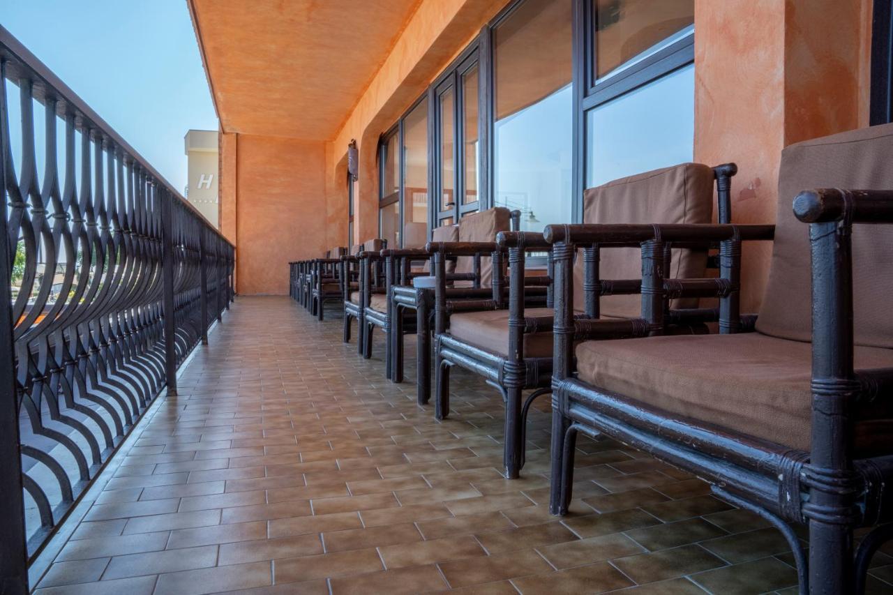 Hotel Giorgetti Orange Bellaria-Igea Marina Ngoại thất bức ảnh